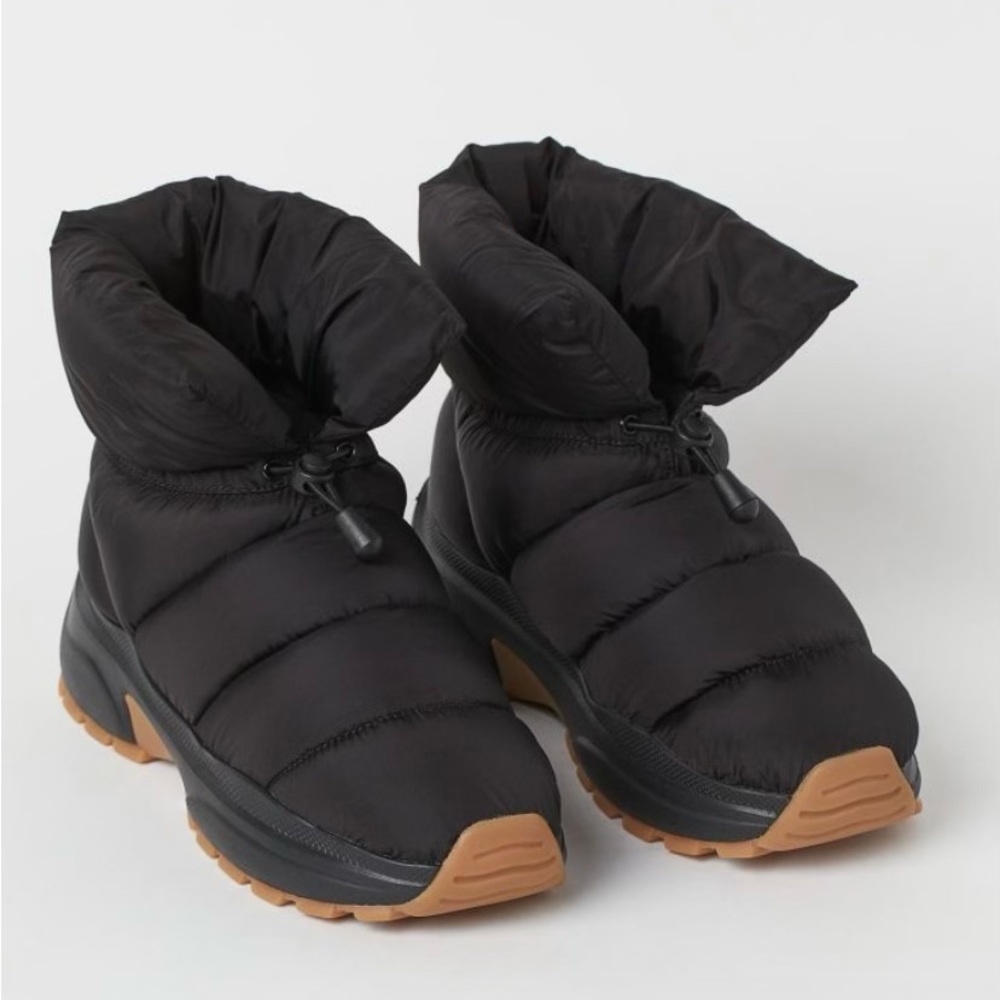 H&M Padded Sneaker Boots, Gum Sole women’s size 8